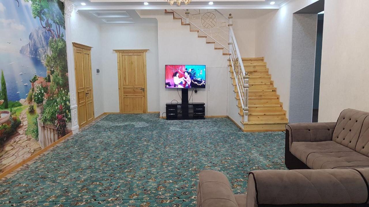 Tomaris Hotel Nukus Exterior photo