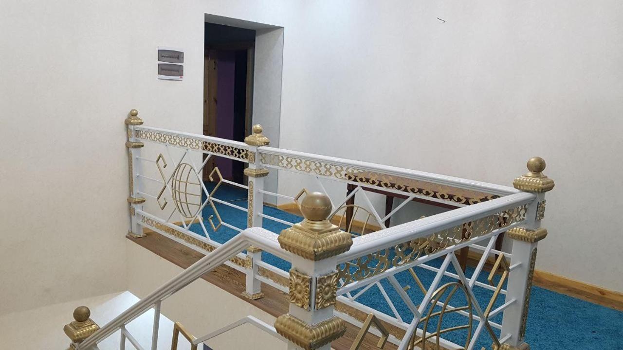Tomaris Hotel Nukus Exterior photo