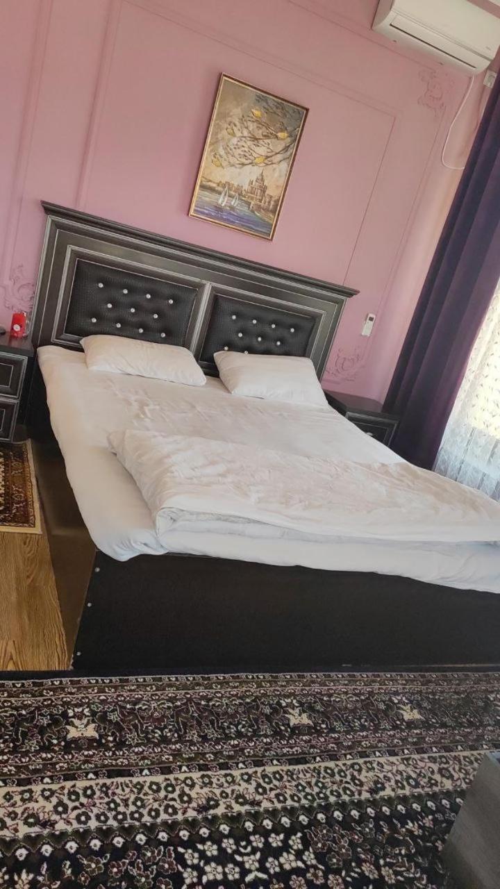 Tomaris Hotel Nukus Exterior photo