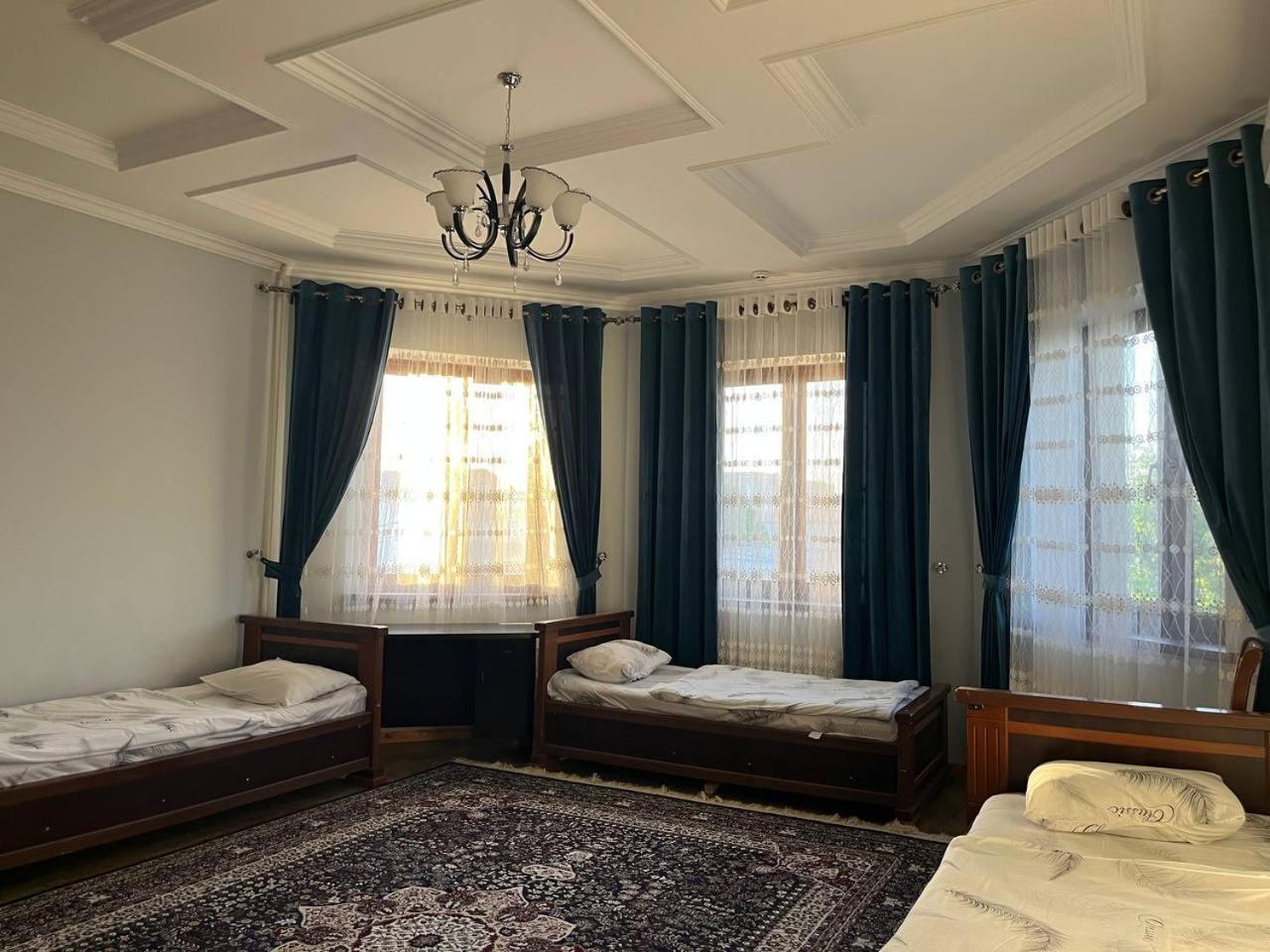 Tomaris Hotel Nukus Exterior photo
