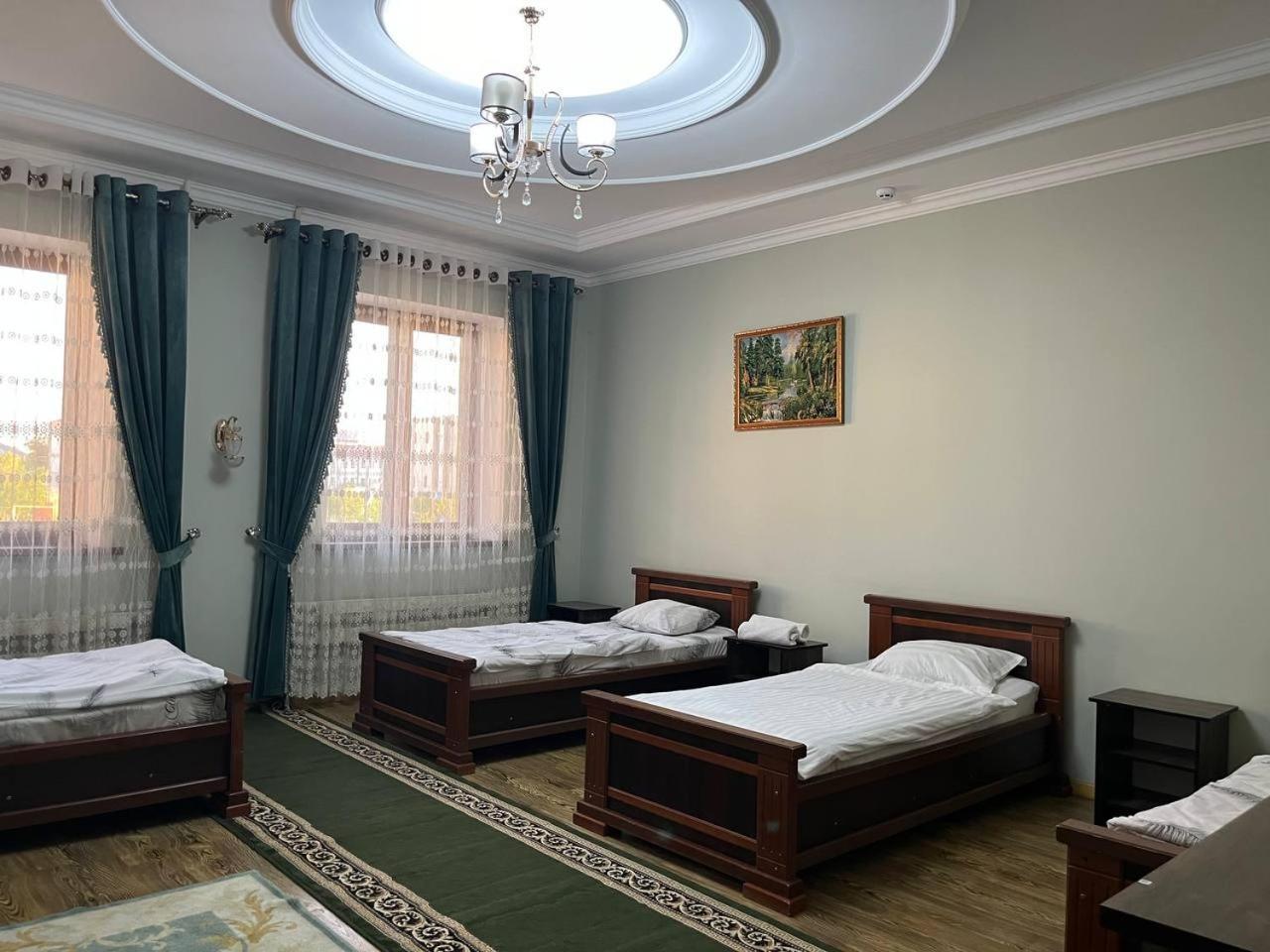 Tomaris Hotel Nukus Exterior photo