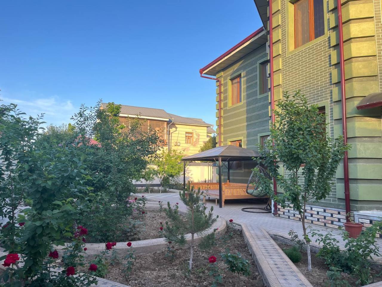Tomaris Hotel Nukus Exterior photo